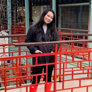 Meet your Posher, Danna